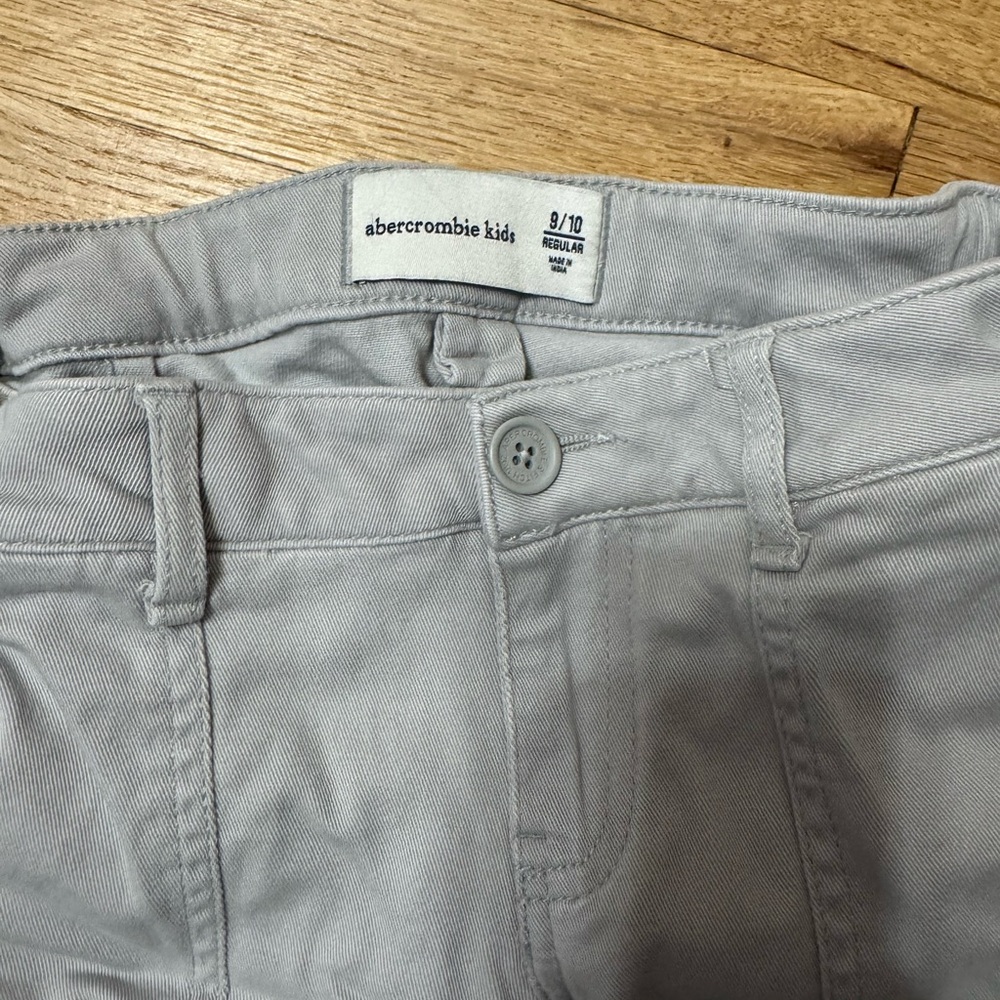 Abercrombie Kids Gray Pants 9/10
